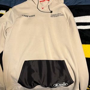 Brooklyn Cloth Designer Sweatshirt “care free” SIZE M